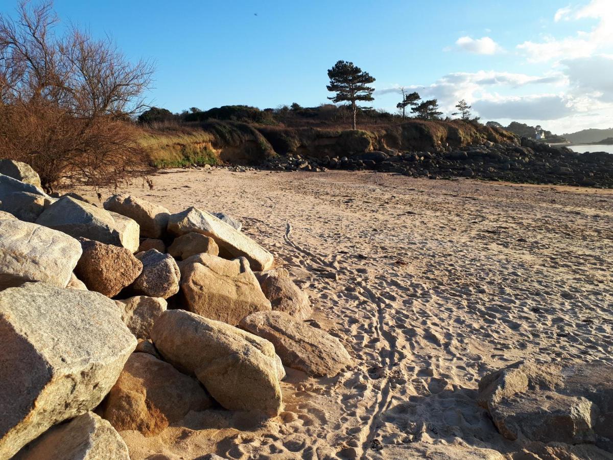 Granit Rose: Seaside Youth & Hostel Trebeurden